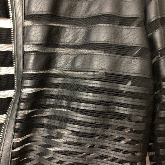 Crop cut jacket - Picture 3 of 4